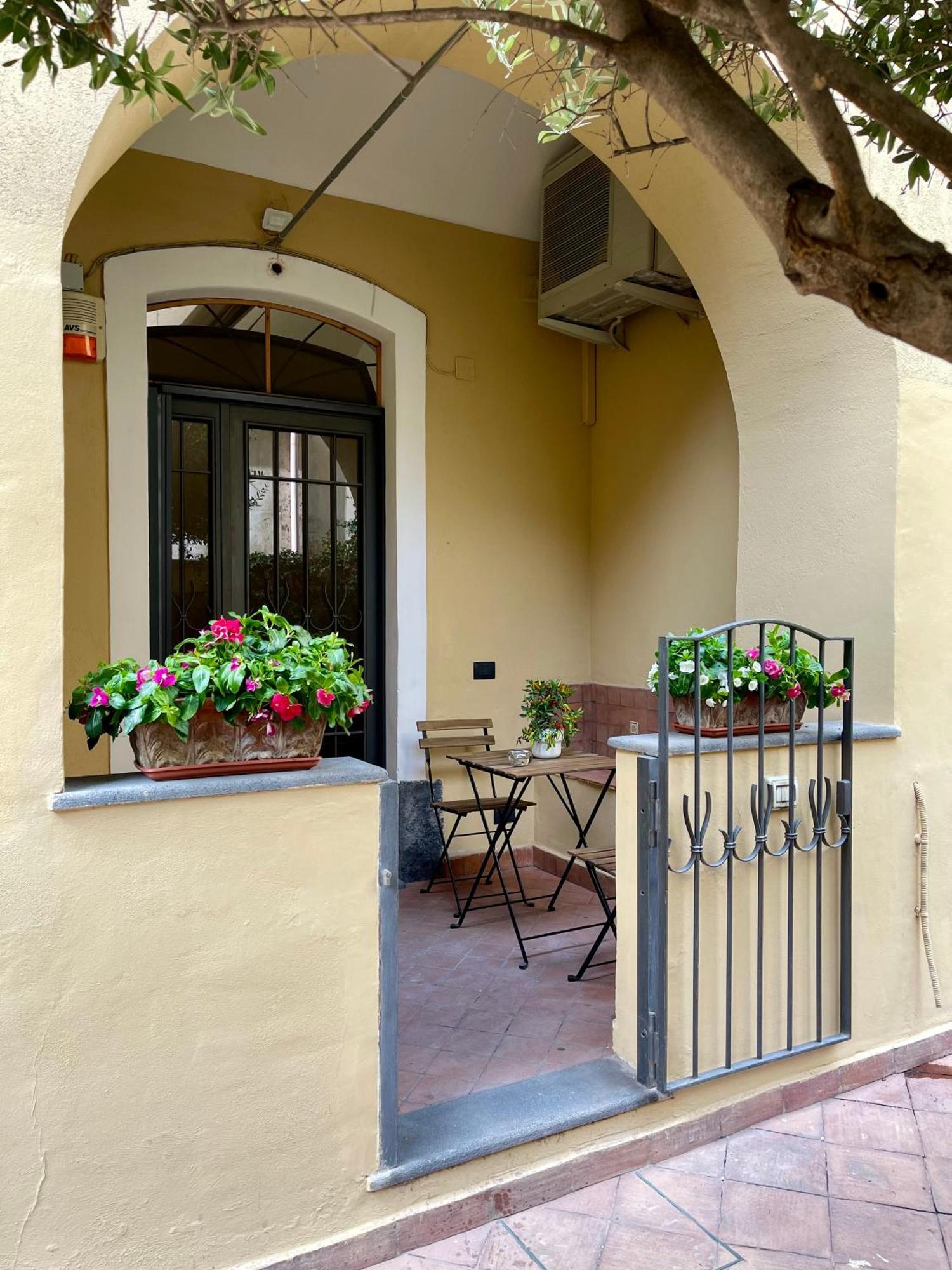 Your Apartment Sicily CTA Exteriör bild